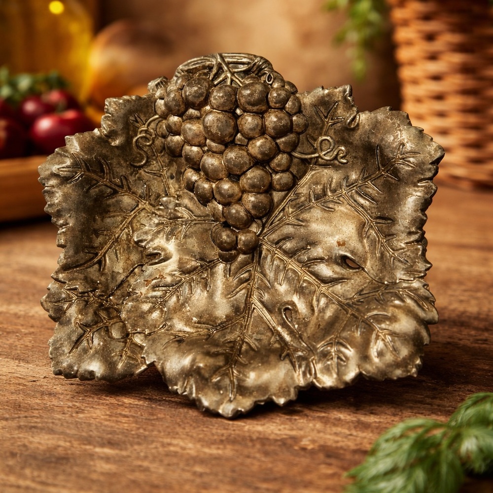 Godinger Silver Tone Natural Patina Grape Leaf Tray